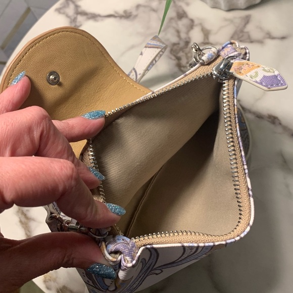 Small Clutch Crossbody - Picture 4 of 4